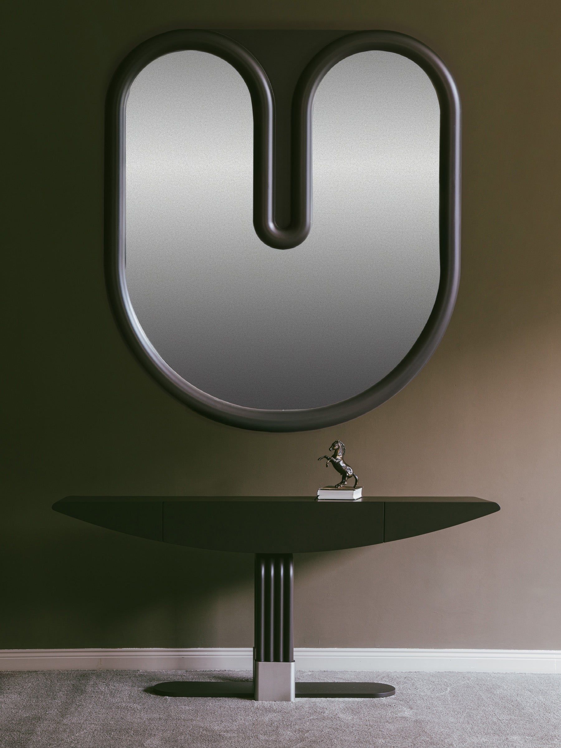 LISBON MIRROR DRESSER