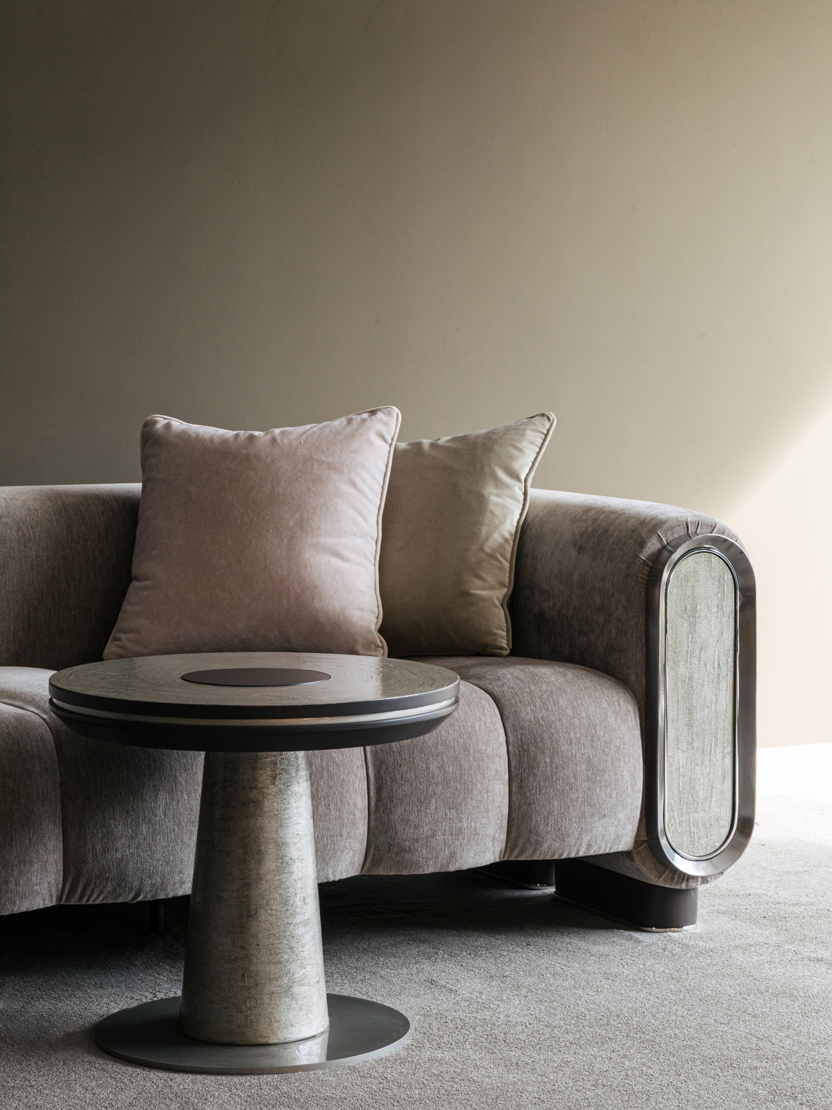LISBON SOFA 1