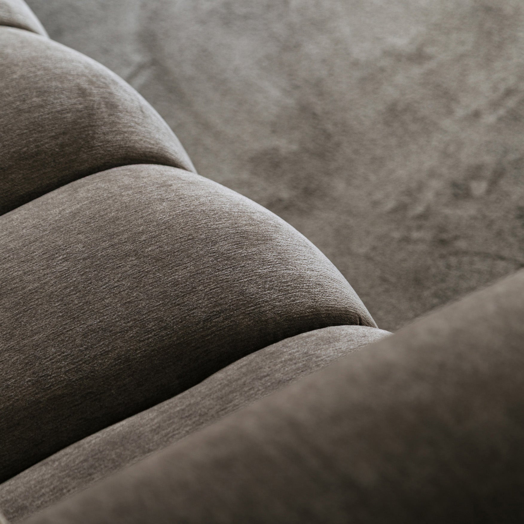 LISBON SOFA 1